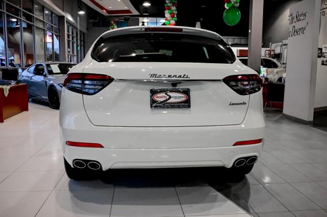 Maserati Levante  2022