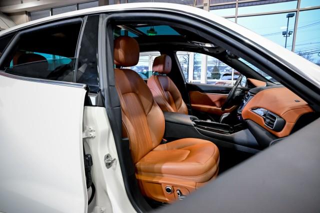 Maserati Levante  2022