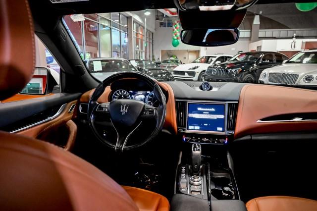 Maserati Levante  2022