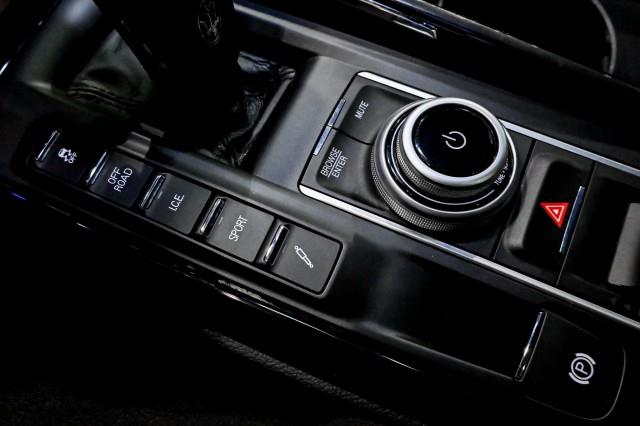 Maserati Levante  2022