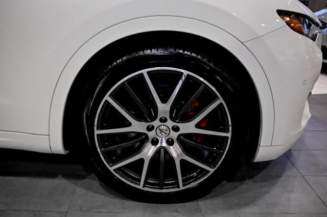 Maserati Levante  2022