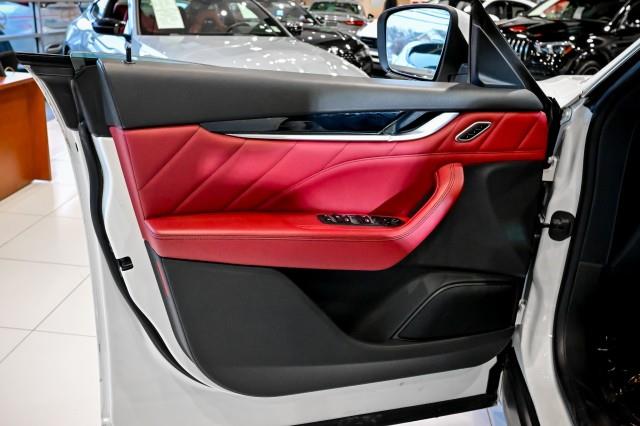 Maserati Levante  2022