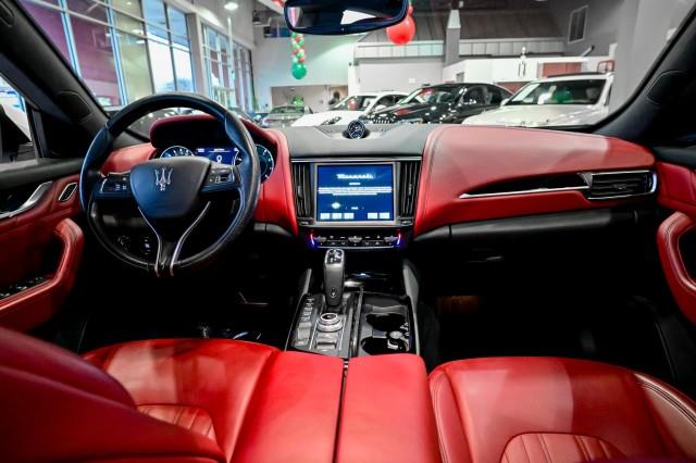 Maserati Levante  2022