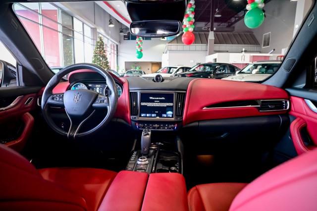 Maserati Levante  2022