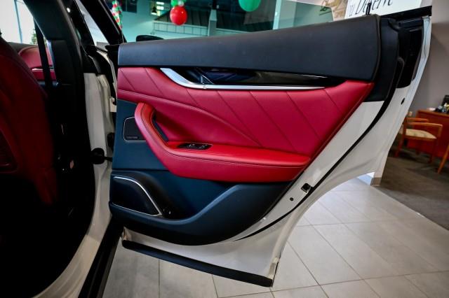 Maserati Levante  2022