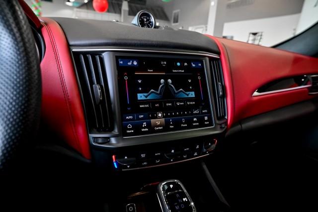 Maserati Levante  2022