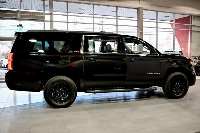 Chevrolet Suburban  2020