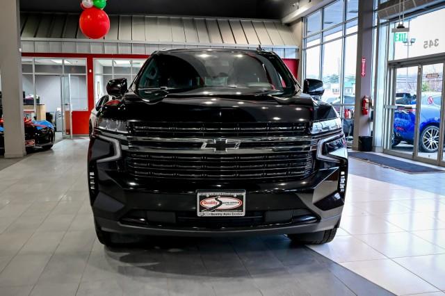 Chevrolet Suburban  2021