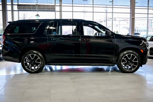 Chevrolet Suburban  2021