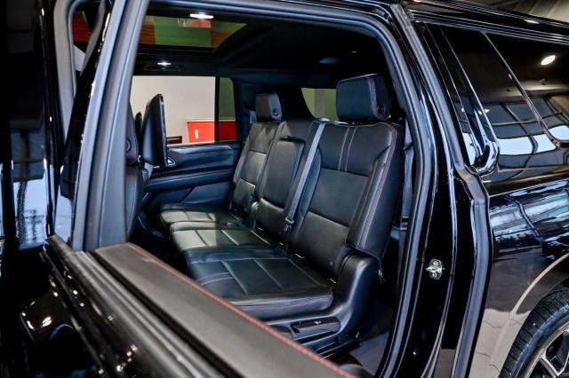 Chevrolet Suburban  2021