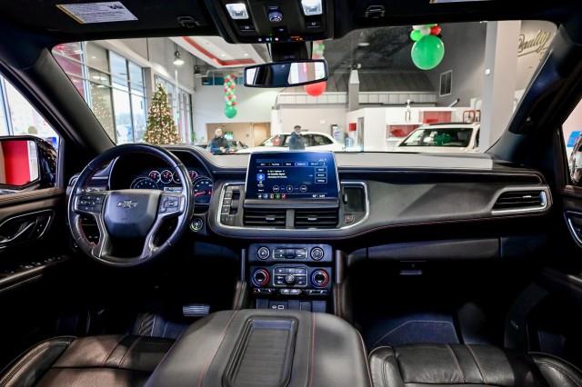 Chevrolet Suburban  2021