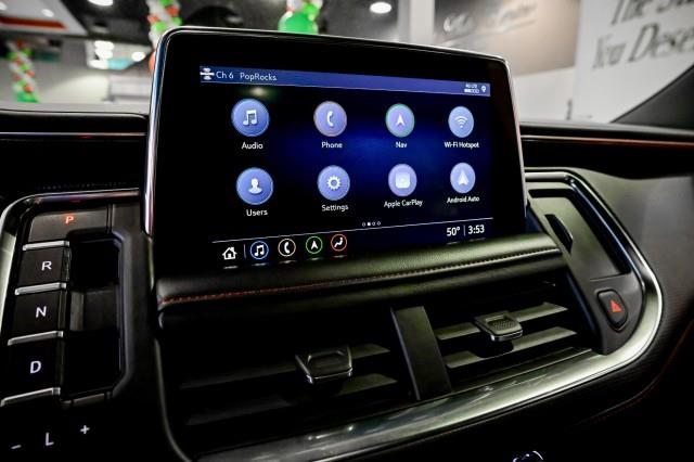 Chevrolet Suburban  2021