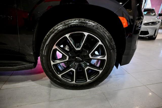 Chevrolet Suburban  2021