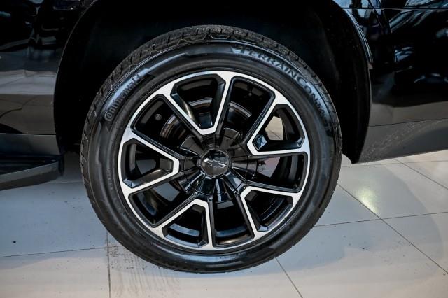 Chevrolet Suburban  2021