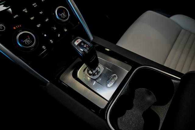 Land Rover Discovery Sport  2022