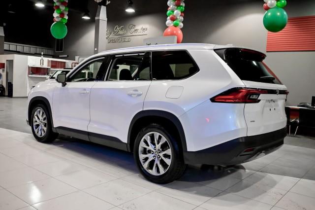 Toyota Grand Highlander  2024