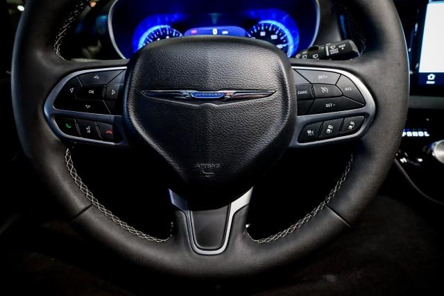 Chrysler Pacifica  2025