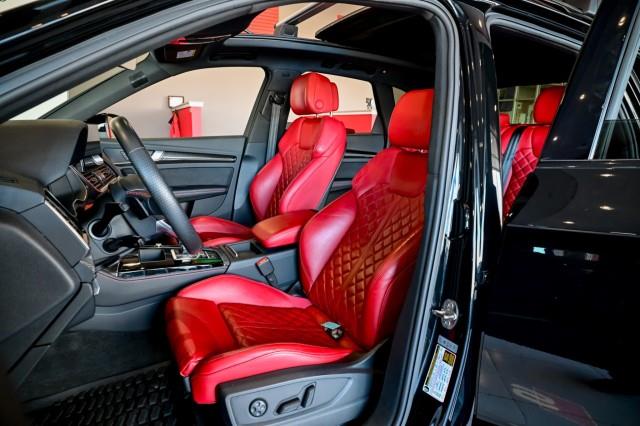 2022 Audi SQ5 Premium Plus