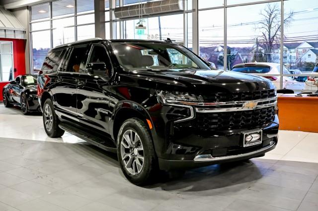 Chevrolet Suburban  2023