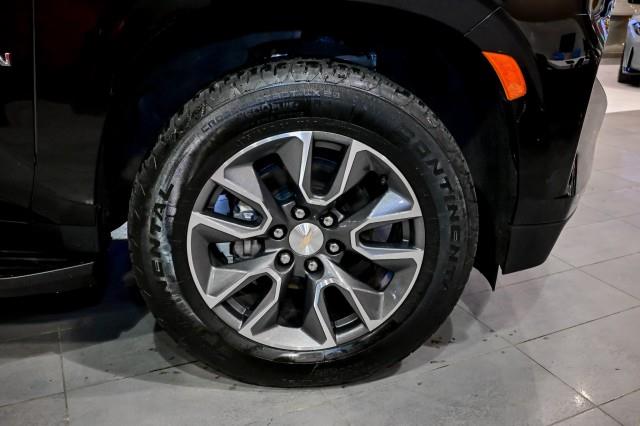 Chevrolet Suburban  2023