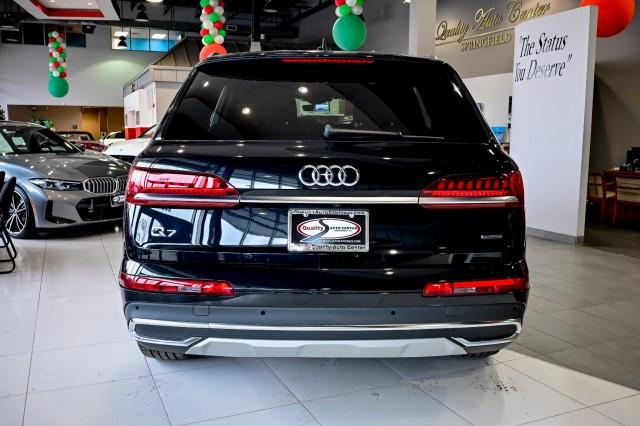 Audi Q7  2021