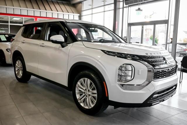 Mitsubishi Outlander  2024