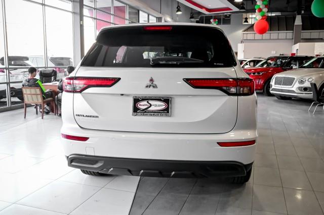 Mitsubishi Outlander  2024