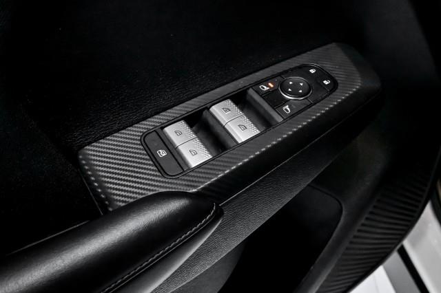 Mitsubishi Outlander  2024