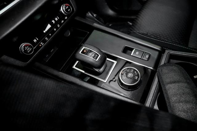 Mitsubishi Outlander  2024