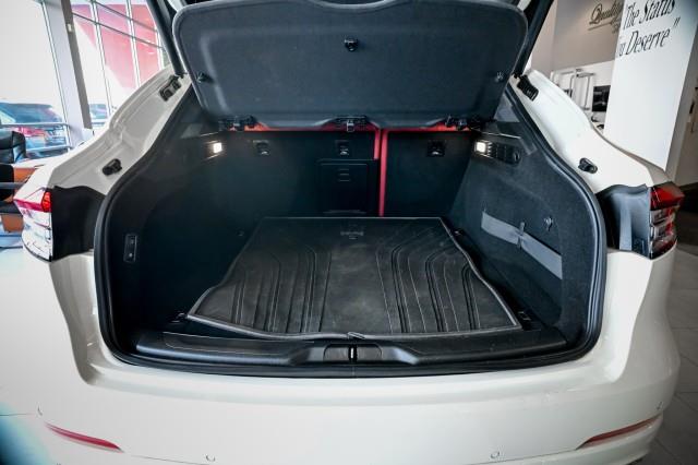 Maserati Levante  2022