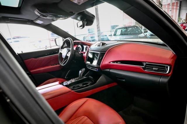 Maserati Levante  2022