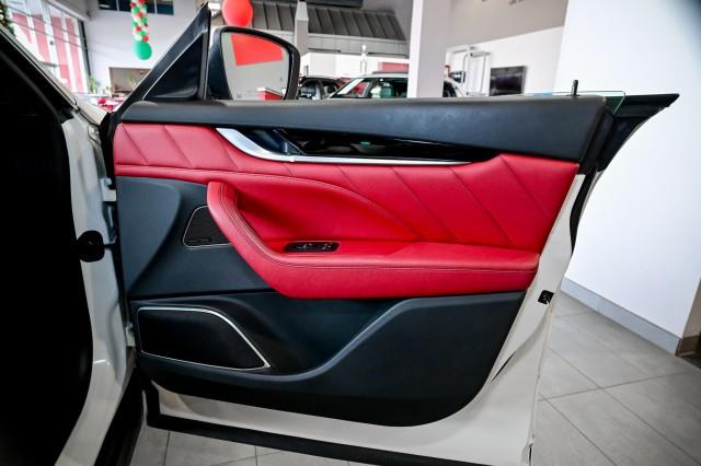 Maserati Levante  2022