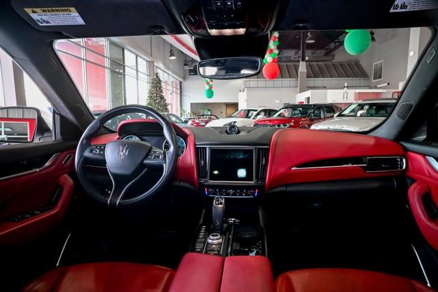 Maserati Levante  2022