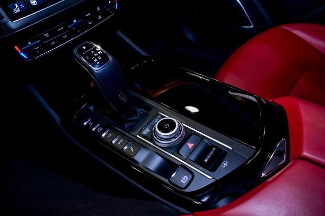 Maserati Levante  2022