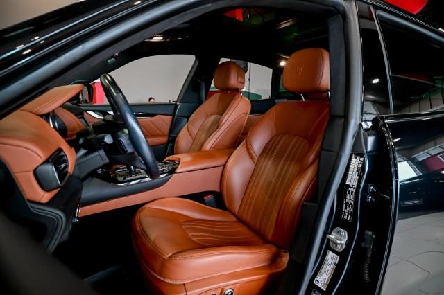 Maserati Levante  2022