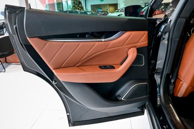 Maserati Levante  2022