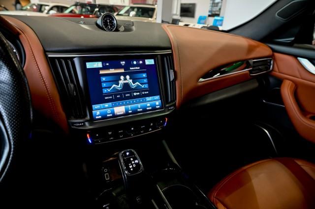 Maserati Levante  2022