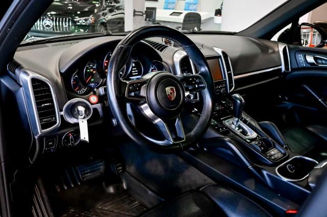 Porsche Cayenne  2016