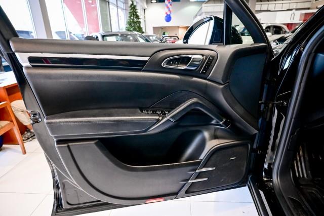 Porsche Cayenne  2016