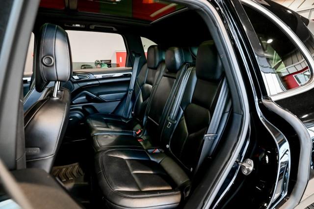 Porsche Cayenne  2016