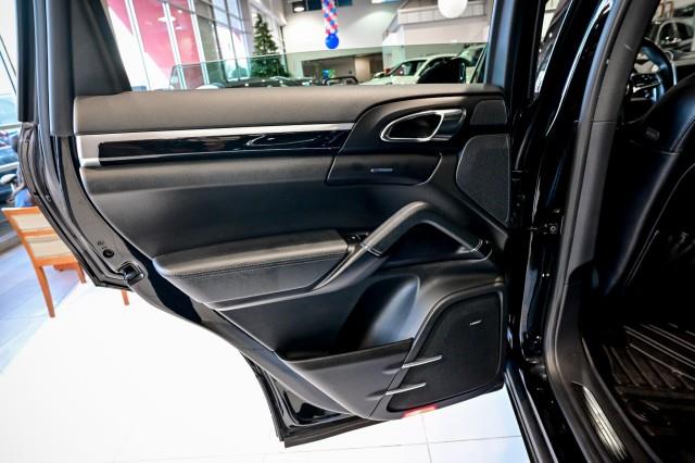 Porsche Cayenne  2016