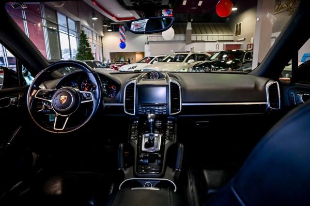 Porsche Cayenne  2016