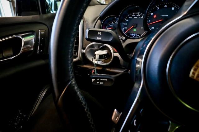 Porsche Cayenne  2016