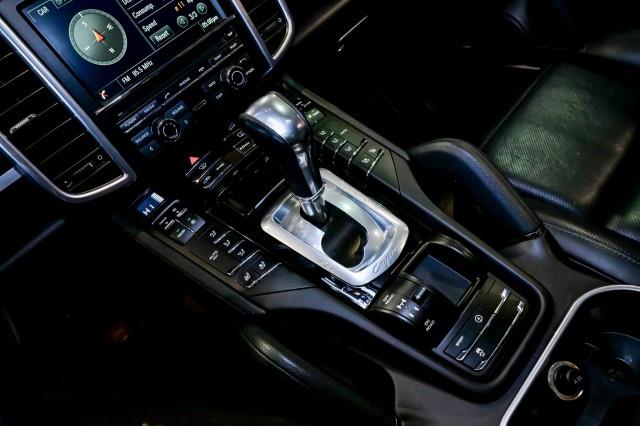 Porsche Cayenne  2016