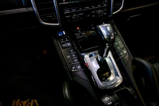 Porsche Cayenne  2016