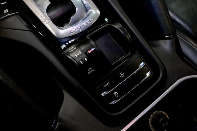 Porsche Cayenne  2016