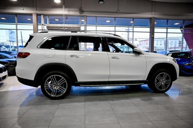 Mercedes-Benz GLS-Class  2023