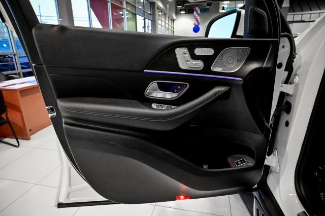 Mercedes-Benz GLS-Class  2023