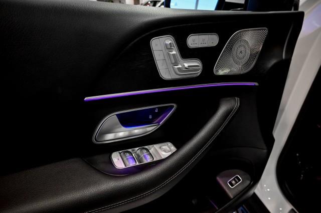 Mercedes-Benz GLS-Class  2023