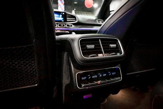 Mercedes-Benz GLS-Class  2023